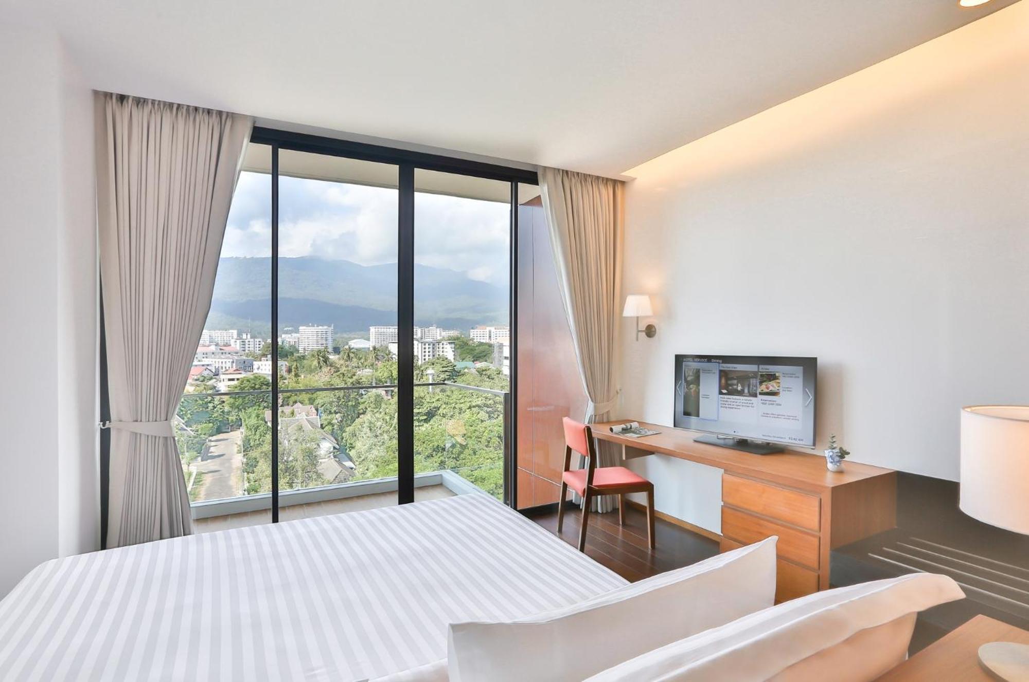 Eastin Tan Hotel Chiang Mai Exterior foto