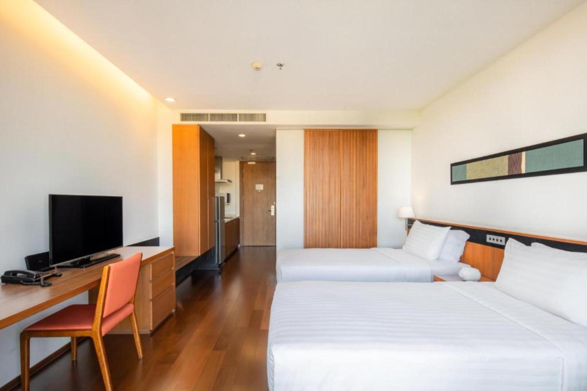 Eastin Tan Hotel Chiang Mai Exterior foto